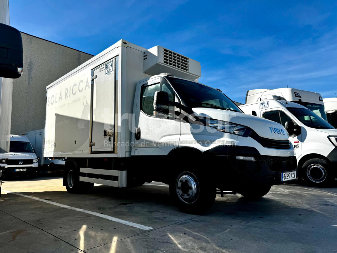 IVECO 72C18 - Hűtős teherautó: 1 kép. IVECO 72C18 - Hűtős teherautó: 1 kép.