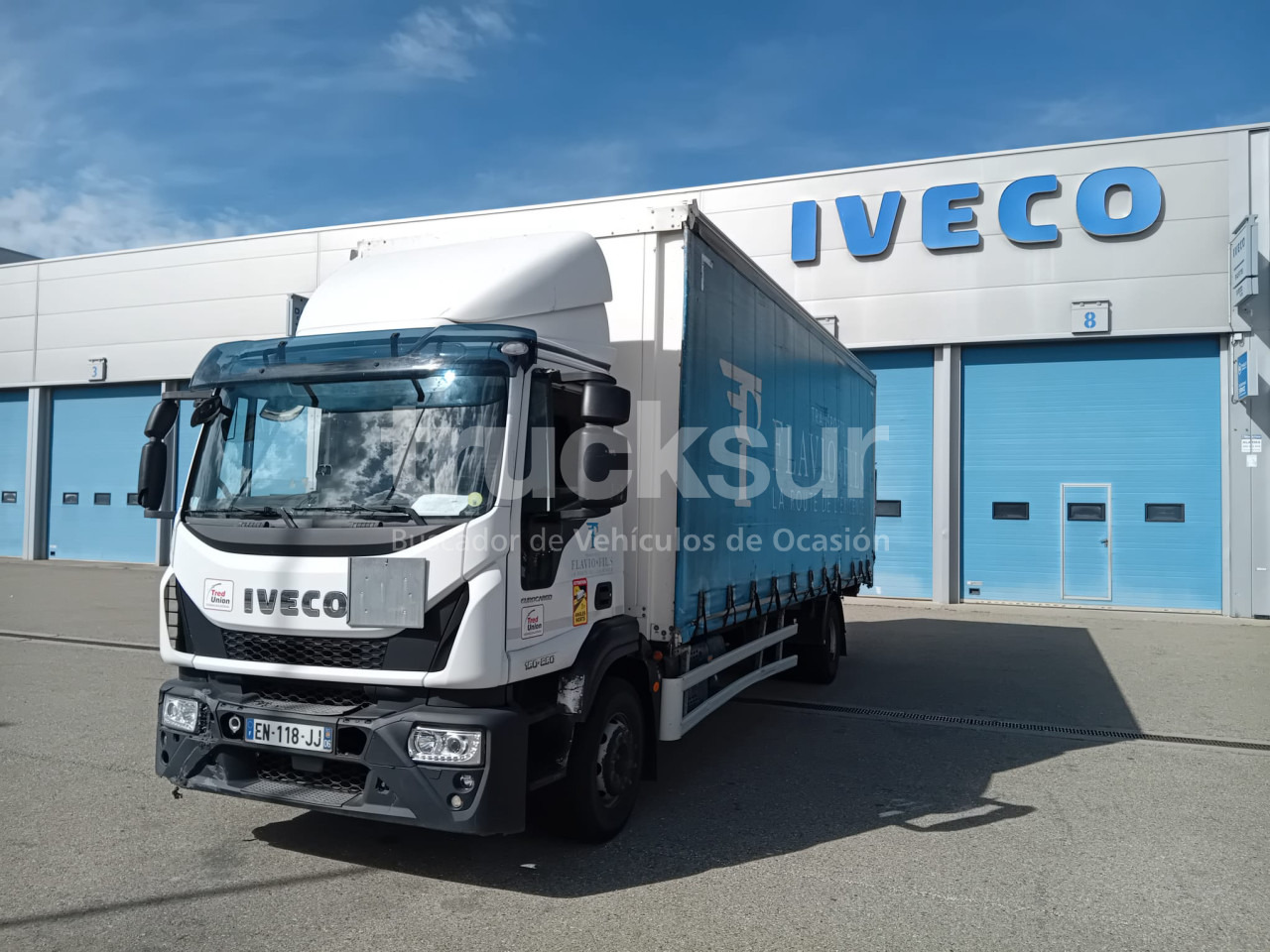 IVECO EUROCARGO ML160-250 - Ponyvás teherautó: 2 kép. IVECO EUROCARGO ML160-250 - Ponyvás teherautó: 2 kép.