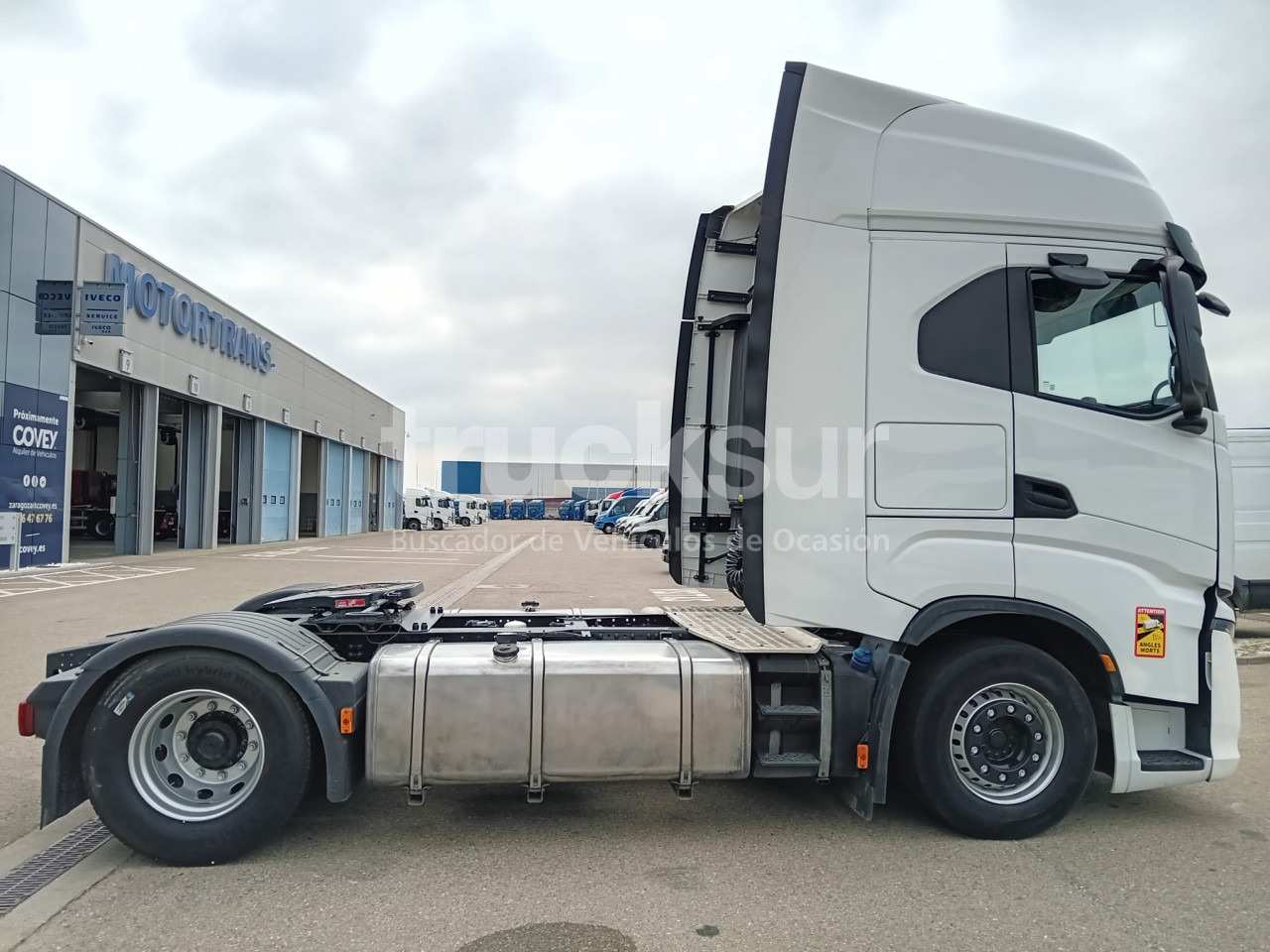 IVECO S-WAY AS440S51T/P - Nyergesvontató: 4 kép. IVECO S-WAY AS440S51T/P - Nyergesvontató: 4 kép.