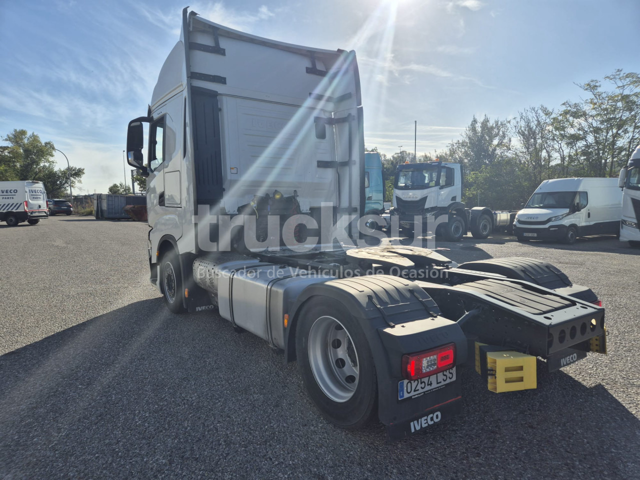 IVECO S-WAY AS440S51T/P - Nyergesvontató: 5 kép. IVECO S-WAY AS440S51T/P - Nyergesvontató: 5 kép.