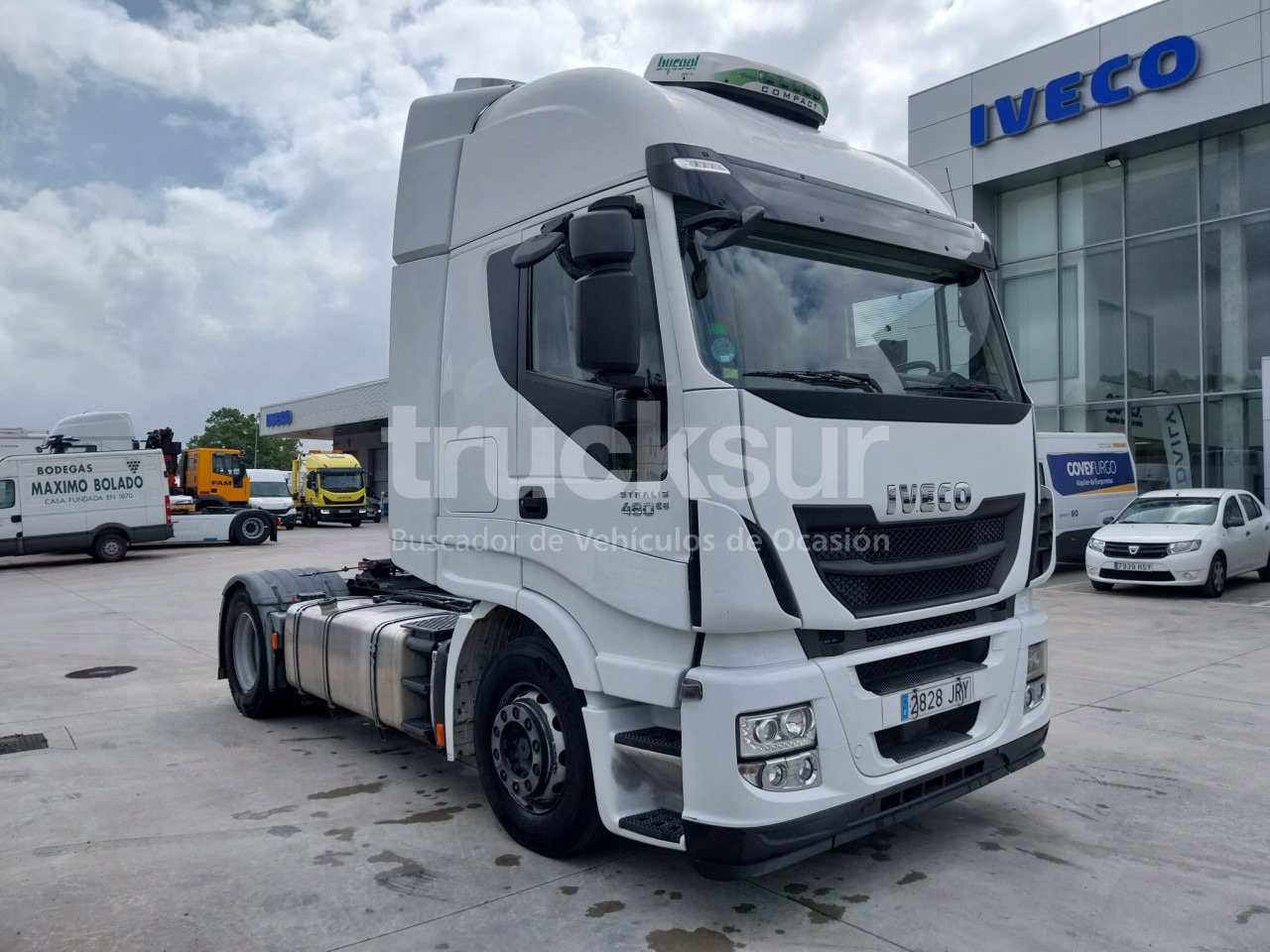 IVECO STRALIS AS440S48T/P - Nyergesvontató: 3 kép. IVECO STRALIS AS440S48T/P - Nyergesvontató: 3 kép.