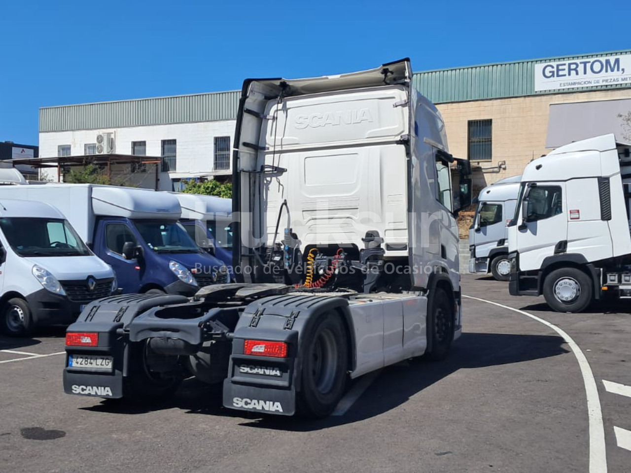SCANIA R450 - Nyergesvontató: 4 kép. SCANIA R450 - Nyergesvontató: 4 kép.