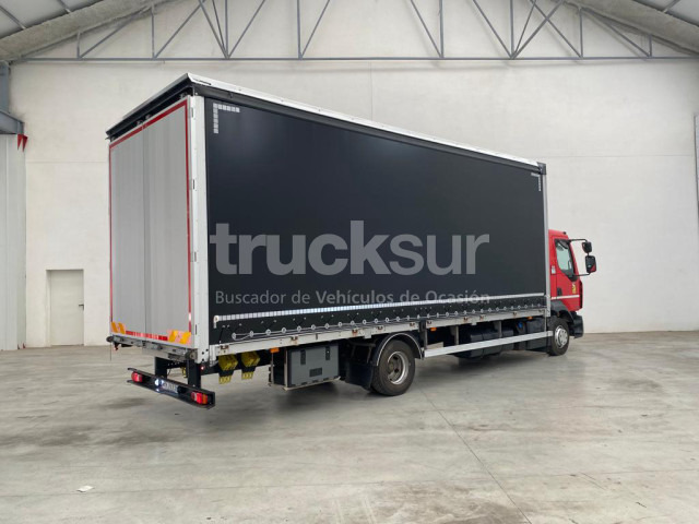 RENAULT D12.250 - Ponyvás teherautó: 5 kép. RENAULT D12.250 - Ponyvás teherautó: 5 kép.