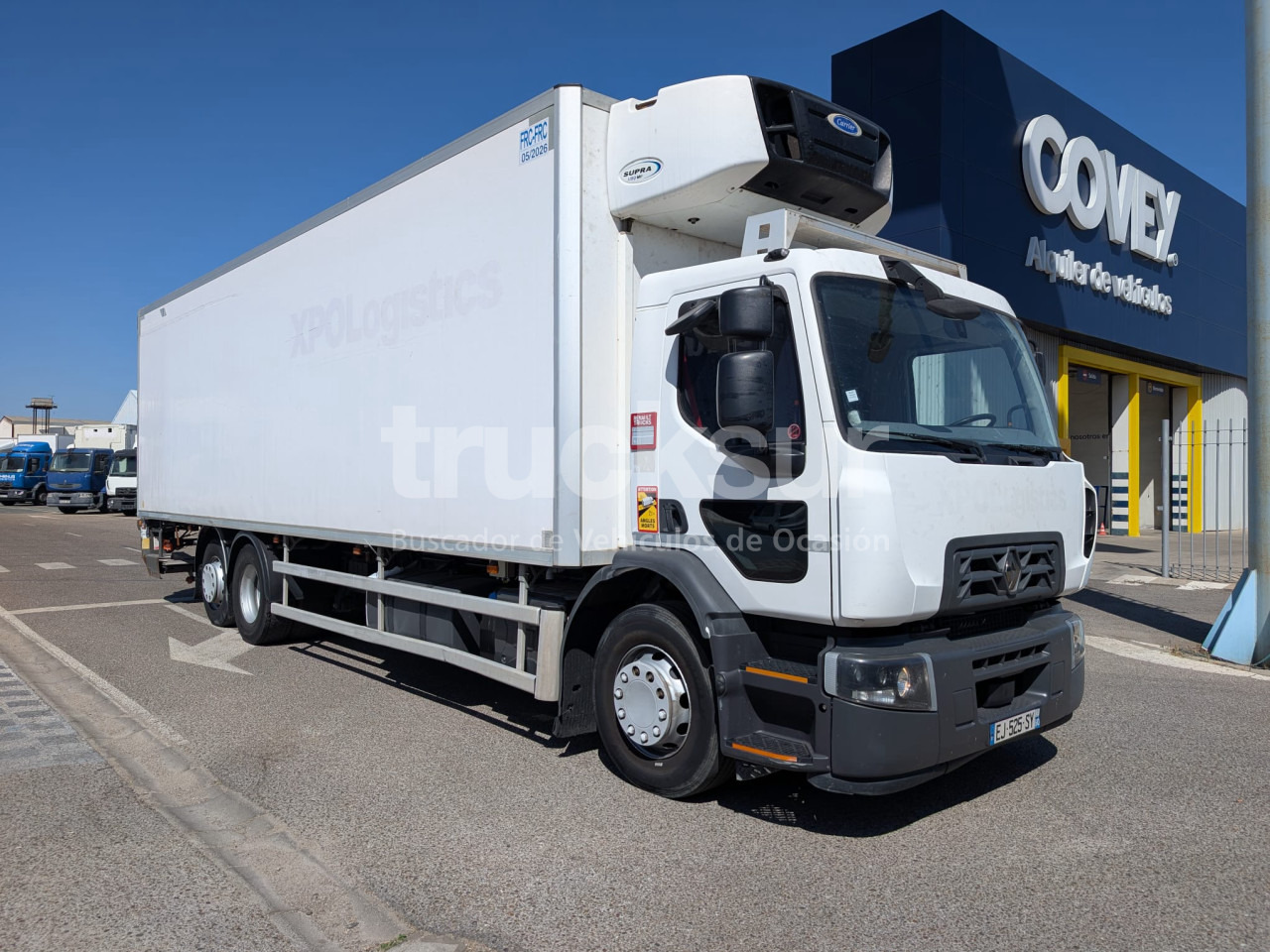 RENAULT D320.26 ejes 6x2*4 - Hűtős teherautó: 2 kép. RENAULT D320.26 ejes 6x2*4 - Hűtős teherautó: 2 kép.