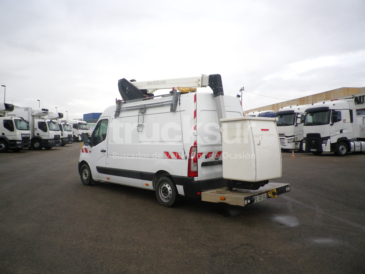 RENAULT MASTER 130.35 CESTA - Dobozos kisteherautó: 5 kép. RENAULT MASTER 130.35 CESTA - Dobozos kisteherautó: 5 kép.