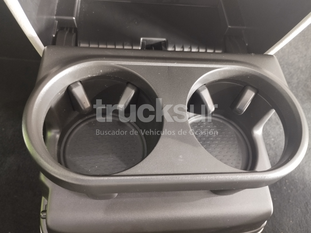 Dobozos kisteherautó VOLKSWAGEN VOLKSWAGEN ID.BUZZ PRO: 22 kép.
