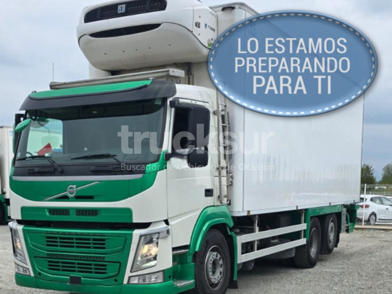 VOLVO FM420.26 ejes 6x2*4 - Hűtős teherautó: 1 kép. VOLVO FM420.26 ejes 6x2*4 - Hűtős teherautó: 1 kép.