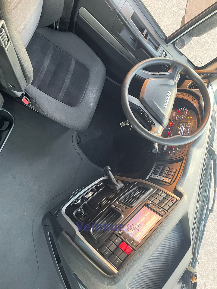 IVECO AT440S45T/P - Nyergesvontató: 5 kép. IVECO AT440S45T/P - Nyergesvontató: 5 kép.