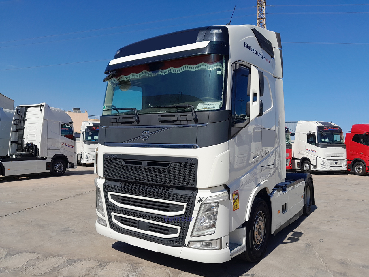 VOLVO FH4 - Nyergesvontató: 1 kép. VOLVO FH4 - Nyergesvontató: 1 kép.