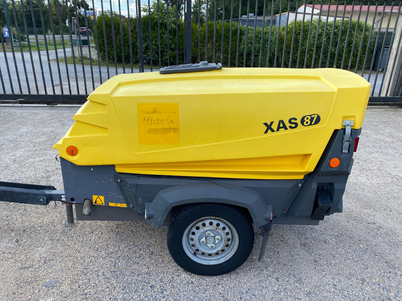 ATLAS COPCO XAS87 - Légkompresszor: 1 kép. ATLAS COPCO XAS87 - Légkompresszor: 1 kép.