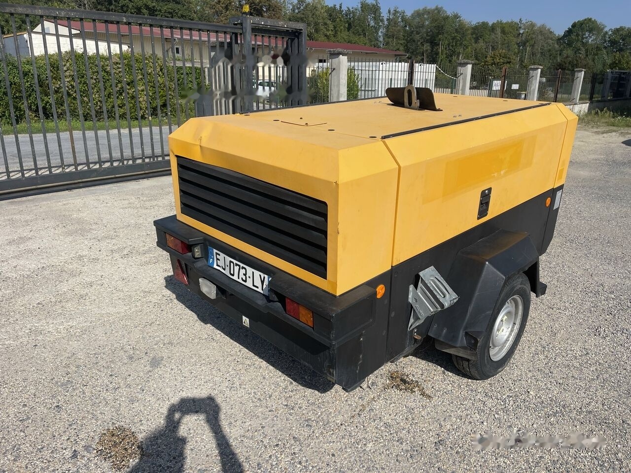 Doosan 7/73-10/53 - Légkompresszor: 5 kép. Doosan 7/73-10/53 - Légkompresszor: 5 kép.
