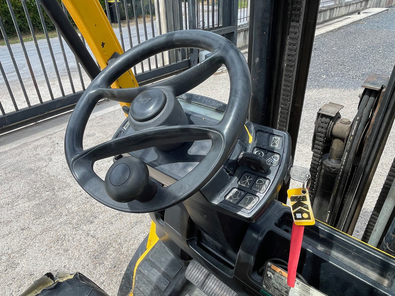 Gázüzemű targonca HYSTER H2.5FT: 11 kép. Gázüzemű targonca HYSTER H2.5FT: 11 kép.