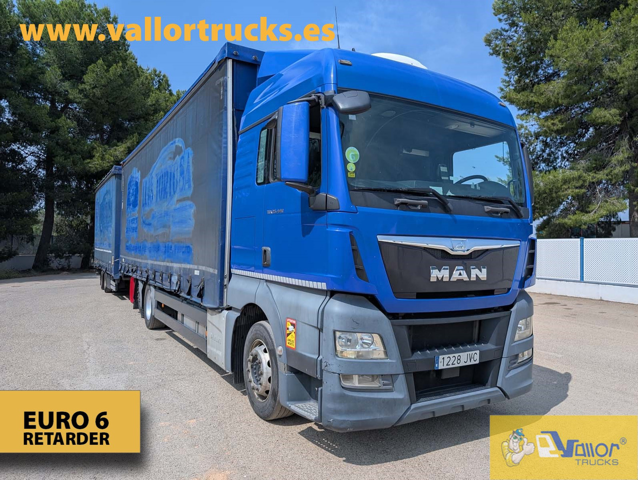 MAN TGX 26.440 - ROAD TRAIN - Ponyvás teherautó: 2 kép. MAN TGX 26.440 - ROAD TRAIN - Ponyvás teherautó: 2 kép.