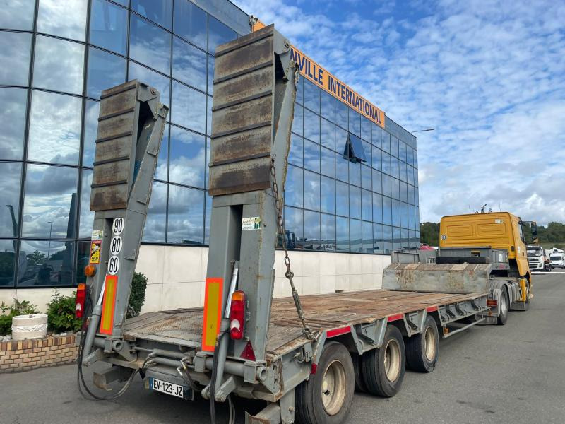 Actm - Félpótkocsi mélybölcsős: 3 kép. Actm - Félpótkocsi mélybölcsős: 3 kép.