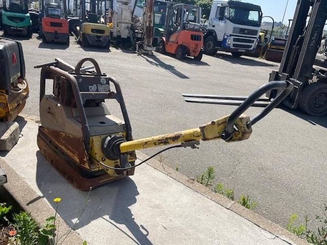 Ammann - Lapvibrátor: 2 kép. Ammann - Lapvibrátor: 2 kép.
