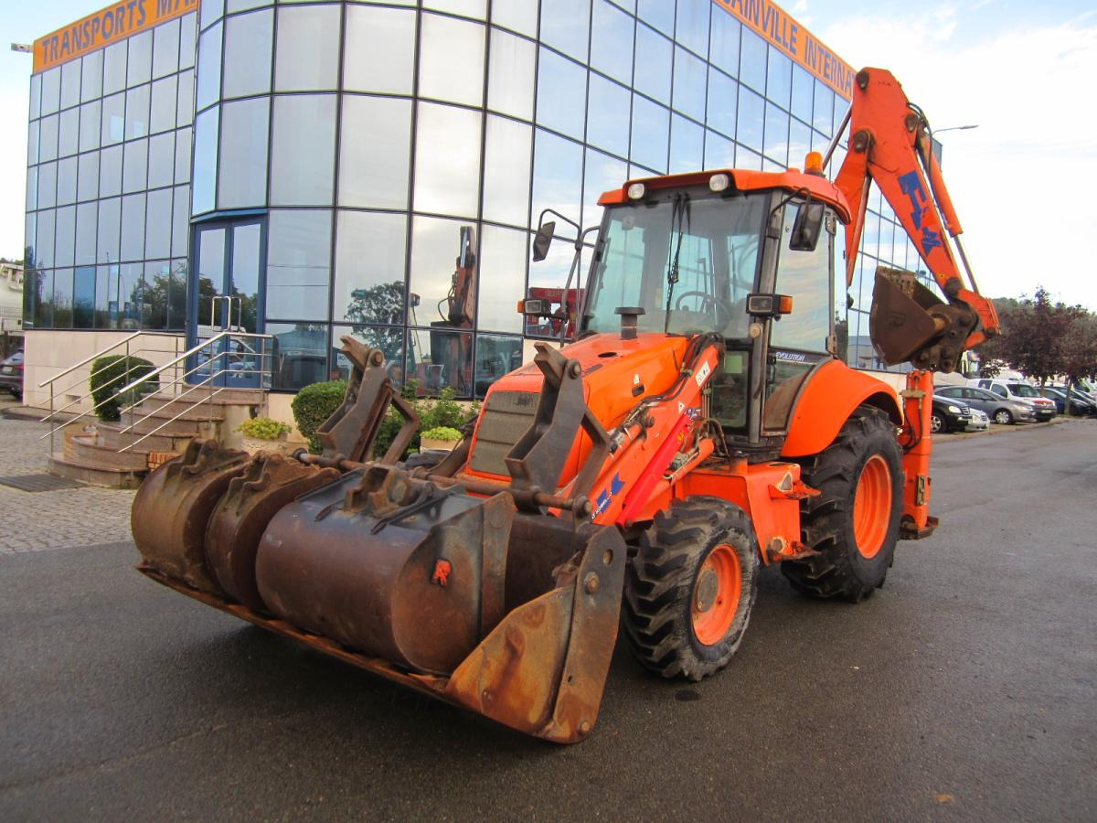 Fiat Kobelco B95 - Kotrórakodó: 1 kép. Fiat Kobelco B95 - Kotrórakodó: 1 kép.