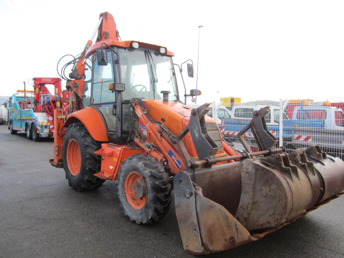Fiat Kobelco B95 - Kotrórakodó: 2 kép. Fiat Kobelco B95 - Kotrórakodó: 2 kép.