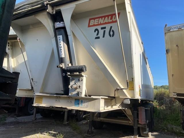 GT TRAILERS - Félpótkocsi billenőplatós: 2 kép. GT TRAILERS - Félpótkocsi billenőplatós: 2 kép.