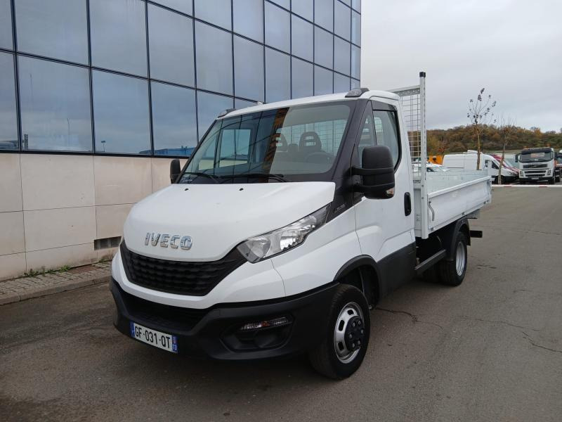 Iveco 35.140 - Billenőplatós kisteherautó: 1 kép. Iveco 35.140 - Billenőplatós kisteherautó: 1 kép.