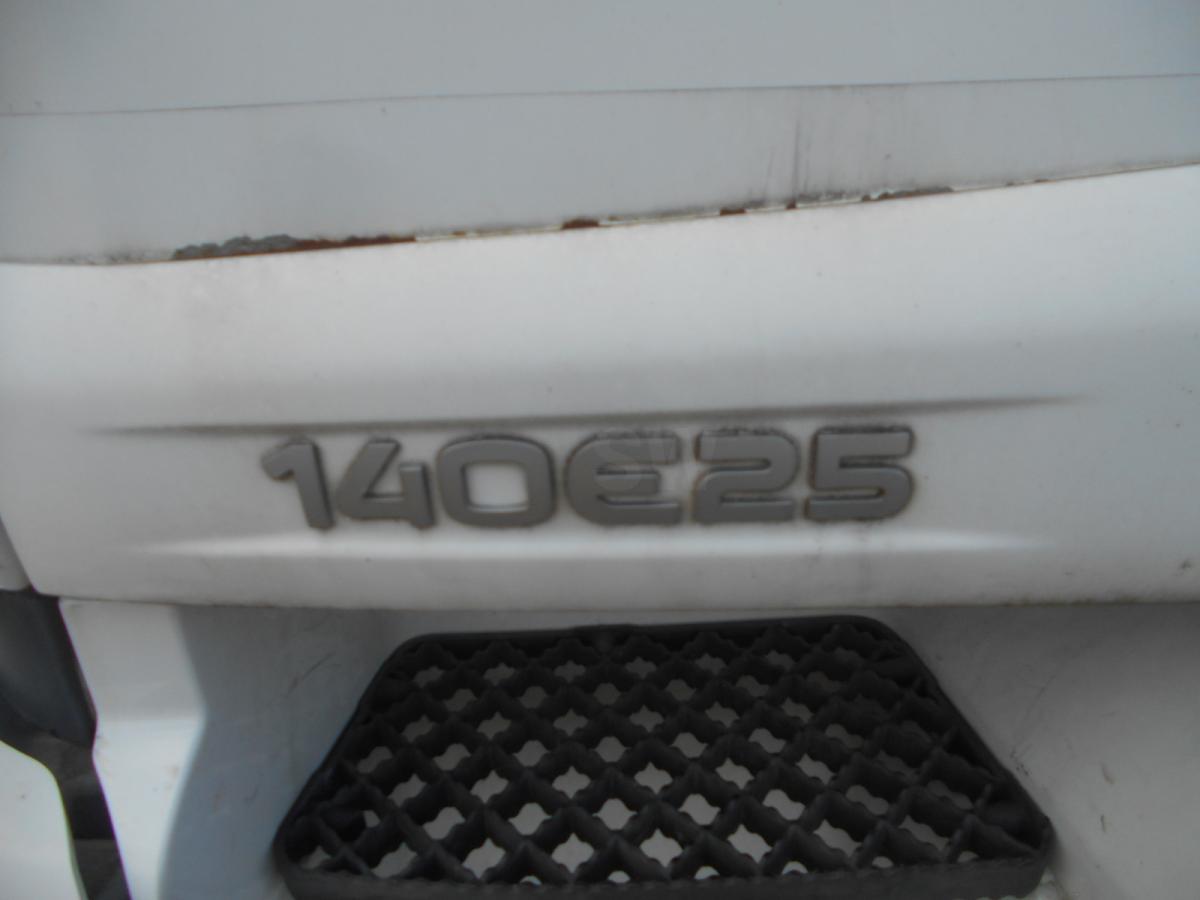 Iveco Eurocargo 140E25 - Dobozos felépítményű teherautó: 4 kép. Iveco Eurocargo 140E25 - Dobozos felépítményű teherautó: 4 kép.