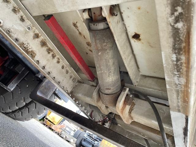 Platós felépítmény JPN BENNE benne basculante: 8 kép. Platós felépítmény JPN BENNE benne basculante: 8 kép.