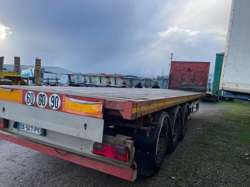 Kaiser - Platós félpótkocsi: 4 kép. Kaiser - Platós félpótkocsi: 4 kép.