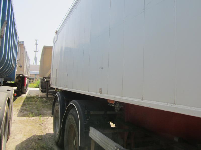Kaiser - Félpótkocsi billenőplatós: 5 kép. Kaiser - Félpótkocsi billenőplatós: 5 kép.