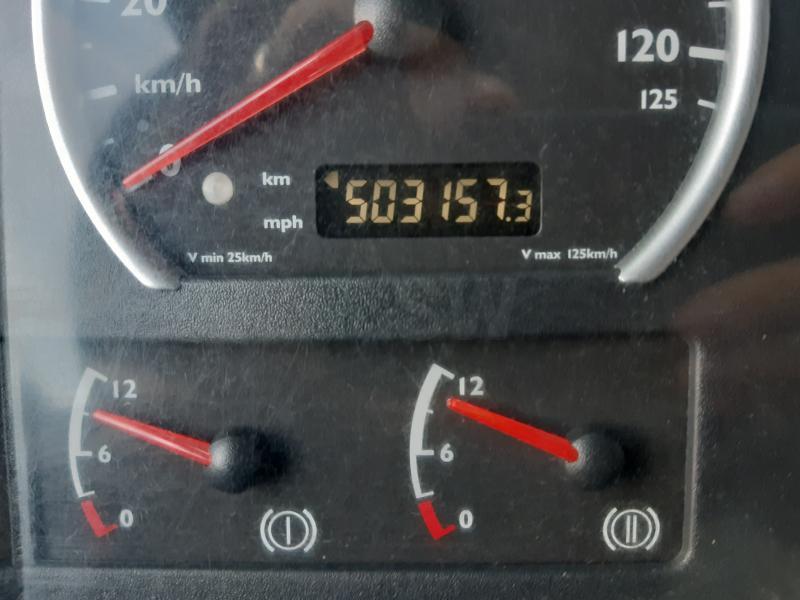 Billenőplatós teherautó MAN TGA 35.390: 13 kép.