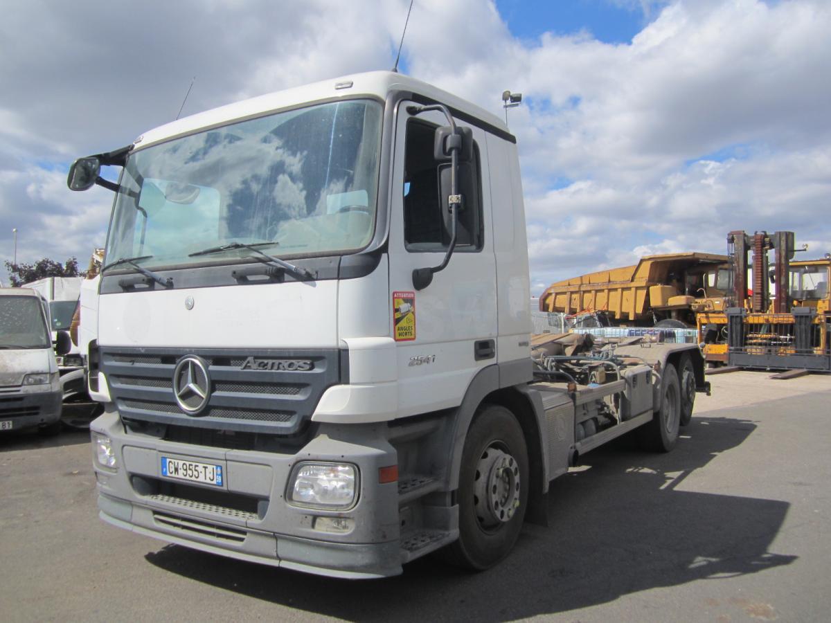 Mercedes Actros 2541 - Horgos rakodó teherautó: 1 kép. Mercedes Actros 2541 - Horgos rakodó teherautó: 1 kép.
