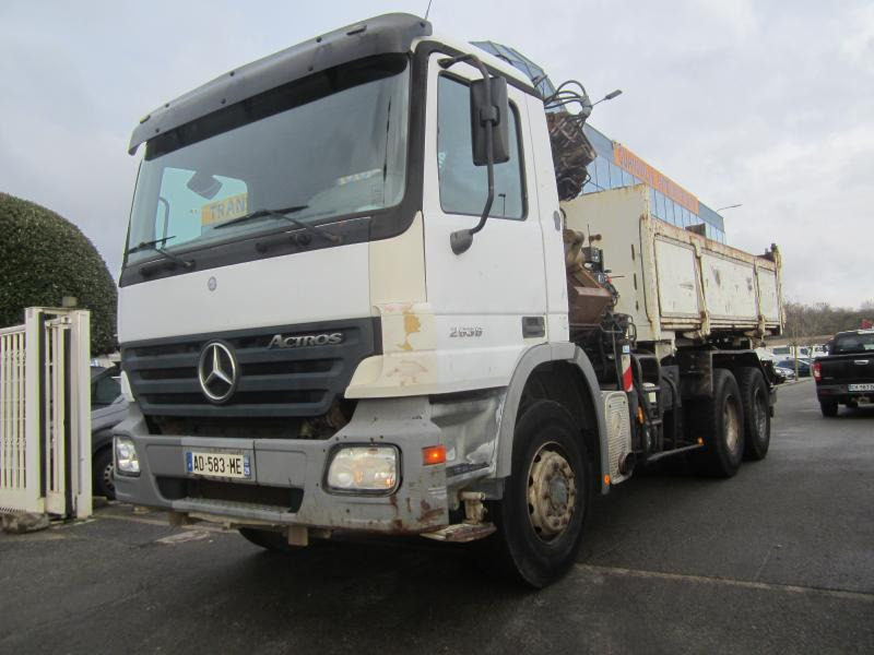Mercedes Actros 2636 - Billenőplatós teherautó: 1 kép. Mercedes Actros 2636 - Billenőplatós teherautó: 1 kép.