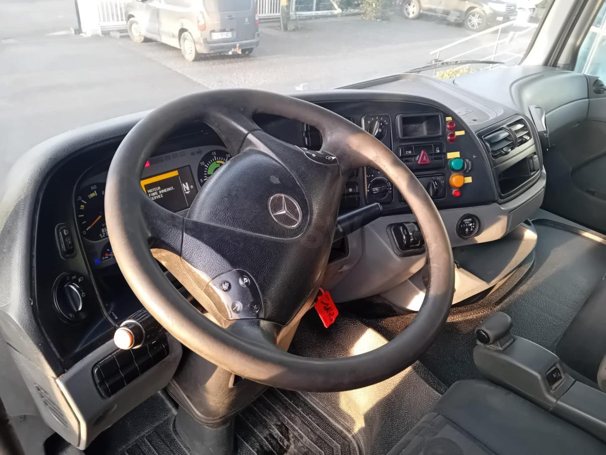 Mercedes Actros 3236 - Billenőplatós teherautó: 4 kép. Mercedes Actros 3236 - Billenőplatós teherautó: 4 kép.