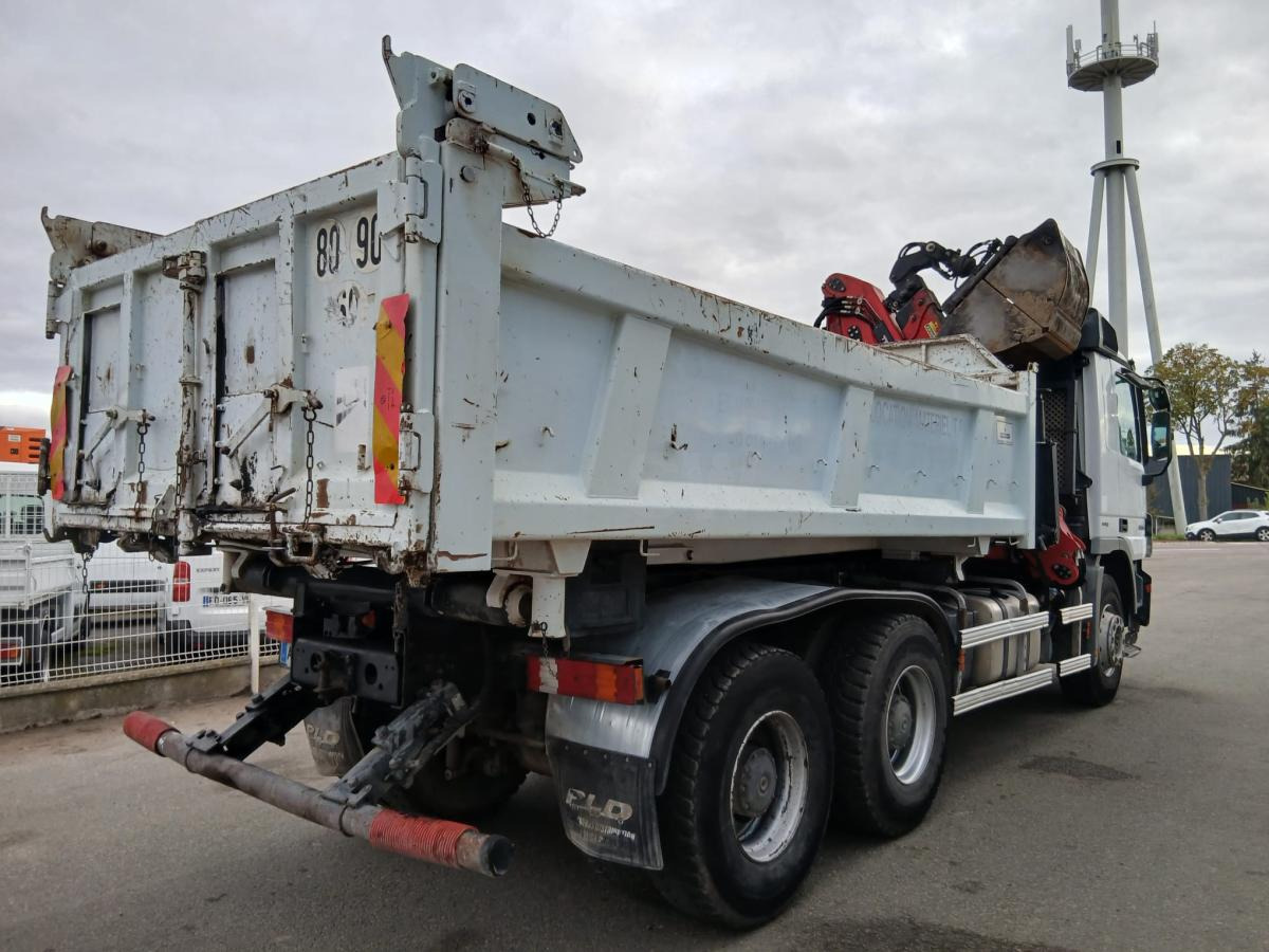 Mercedes Actros 3336 - Billenőplatós teherautó: 4 kép. Mercedes Actros 3336 - Billenőplatós teherautó: 4 kép.