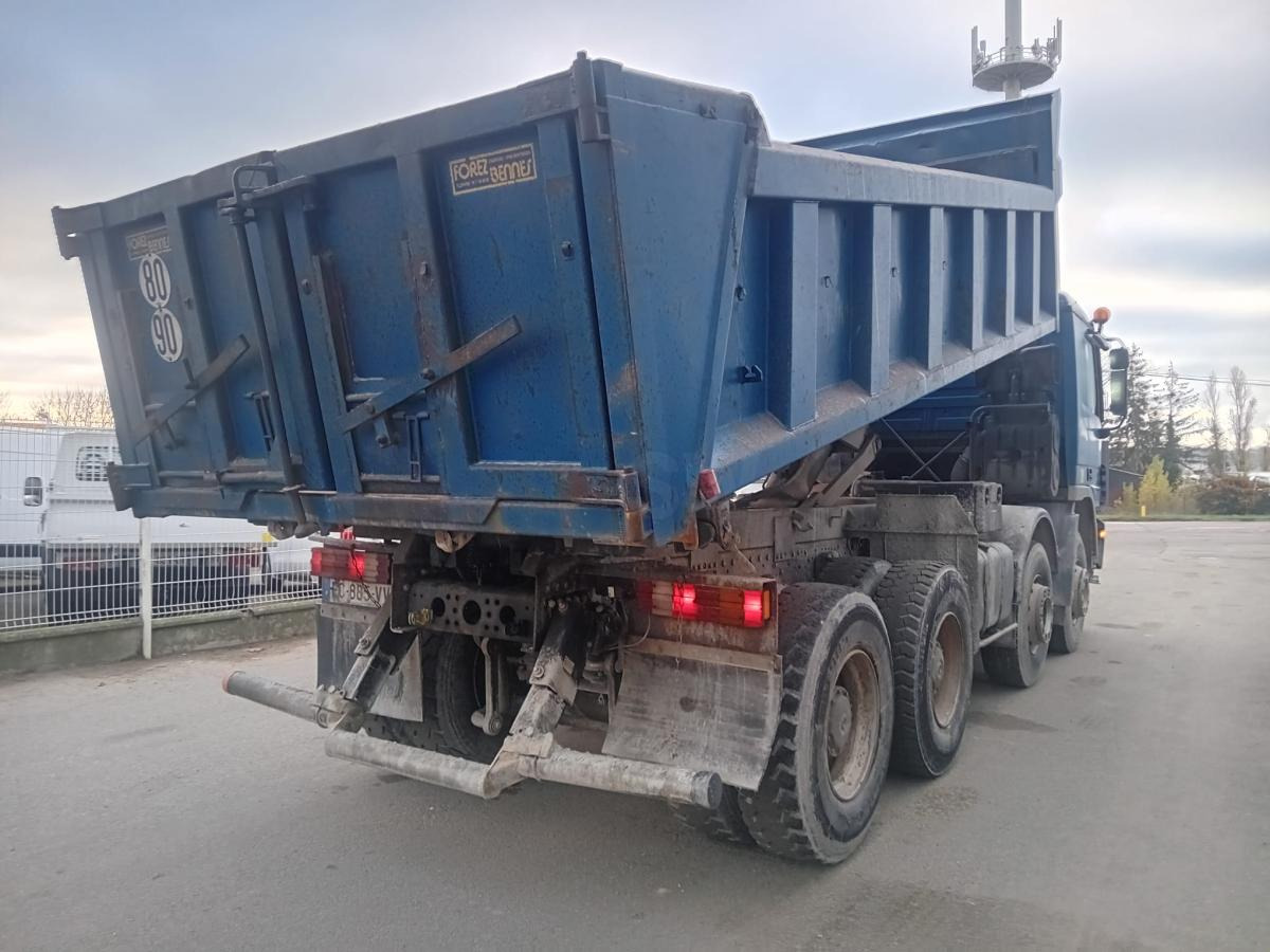 Mercedes Actros 4141 - Billenőplatós teherautó: 4 kép. Mercedes Actros 4141 - Billenőplatós teherautó: 4 kép.