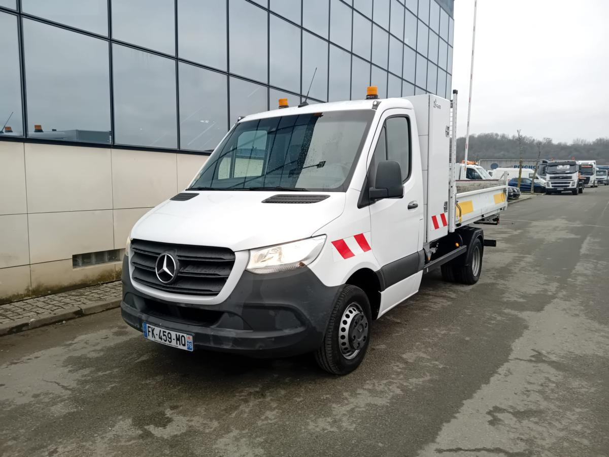Mercedes Sprinter 516 CDI - Billenőplatós kisteherautó: 1 kép. Mercedes Sprinter 516 CDI - Billenőplatós kisteherautó: 1 kép.