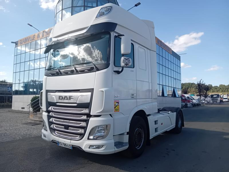DAF XF 460 - Nyergesvontató: 1 kép. DAF XF 460 - Nyergesvontató: 1 kép.
