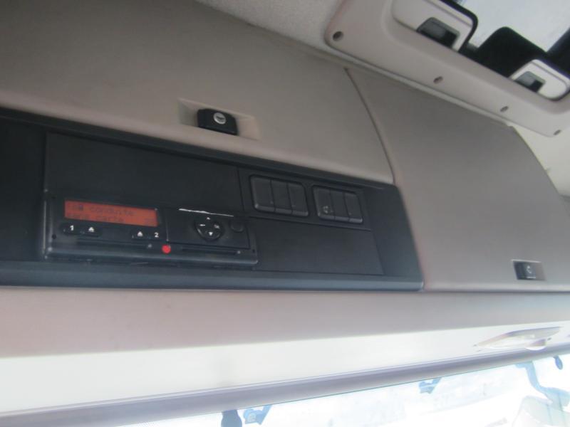 Nyergesvontató DAF XF 460: 8 kép.