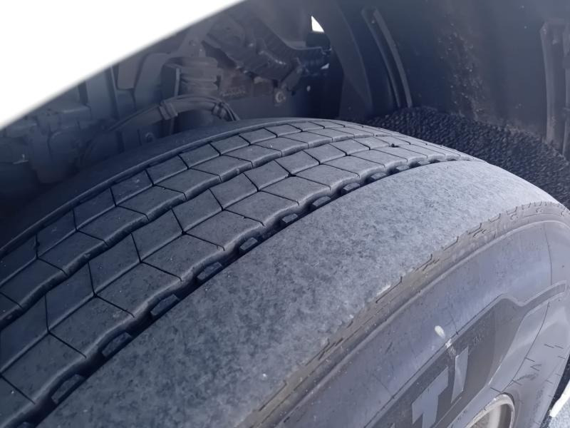 DAF XF 460 - Nyergesvontató: 4 kép. DAF XF 460 - Nyergesvontató: 4 kép.