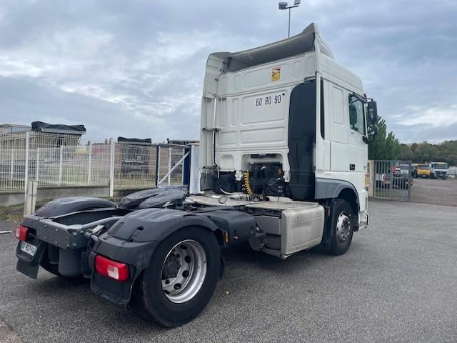 DAF XF 460 - Nyergesvontató: 3 kép. DAF XF 460 - Nyergesvontató: 3 kép.