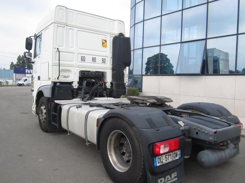 DAF XF 460 - Nyergesvontató: 5 kép. DAF XF 460 - Nyergesvontató: 5 kép.