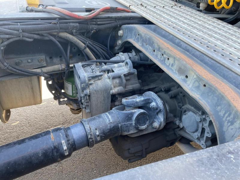 MAN TGX 18.440 - Nyergesvontató: 4 kép. MAN TGX 18.440 - Nyergesvontató: 4 kép.