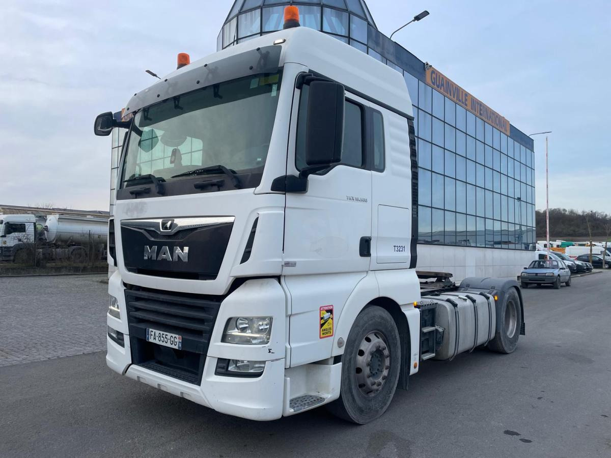 MAN TGX 18.500 - Nyergesvontató: 1 kép. MAN TGX 18.500 - Nyergesvontató: 1 kép.