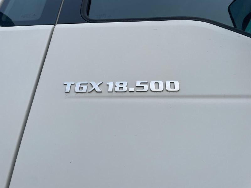 MAN TGX 18.500 - Nyergesvontató: 3 kép. MAN TGX 18.500 - Nyergesvontató: 3 kép.