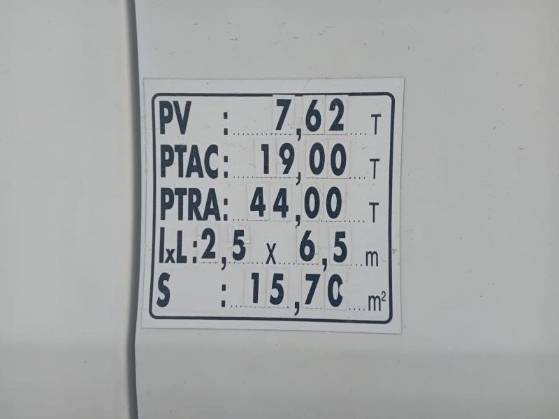 MAN TGX 18.500 - Nyergesvontató: 4 kép. MAN TGX 18.500 - Nyergesvontató: 4 kép.
