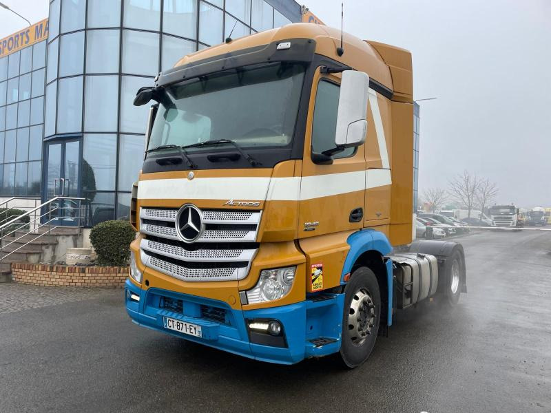Mercedes Actros 1845 - Nyergesvontató: 1 kép. Mercedes Actros 1845 - Nyergesvontató: 1 kép.