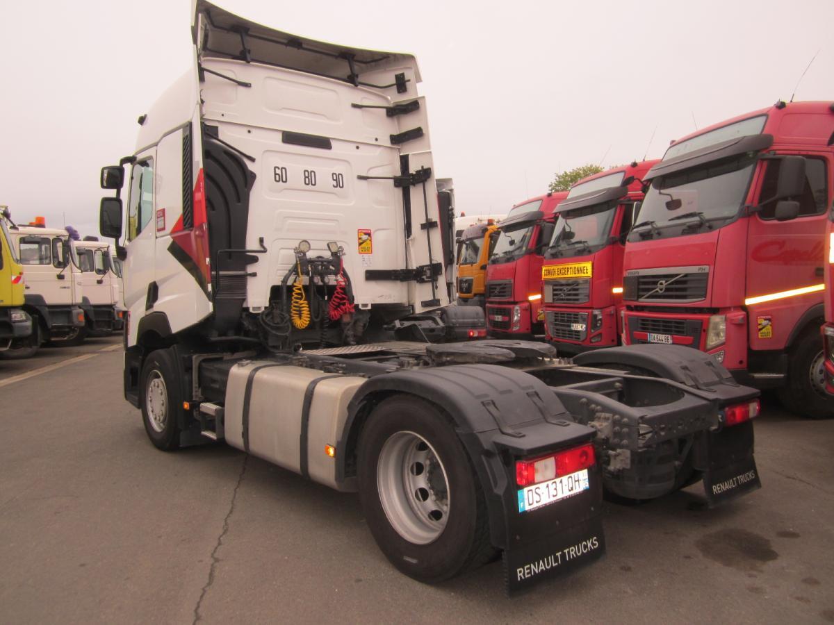 Renault Gamme T 430 - Nyergesvontató: 5 kép. Renault Gamme T 430 - Nyergesvontató: 5 kép.