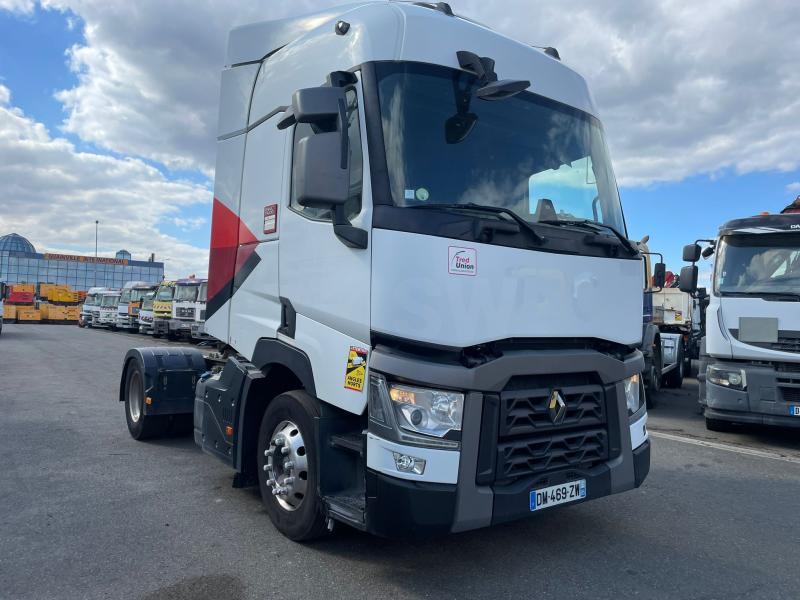 Renault Gamme T 460 - Nyergesvontató: 1 kép. Renault Gamme T 460 - Nyergesvontató: 1 kép.