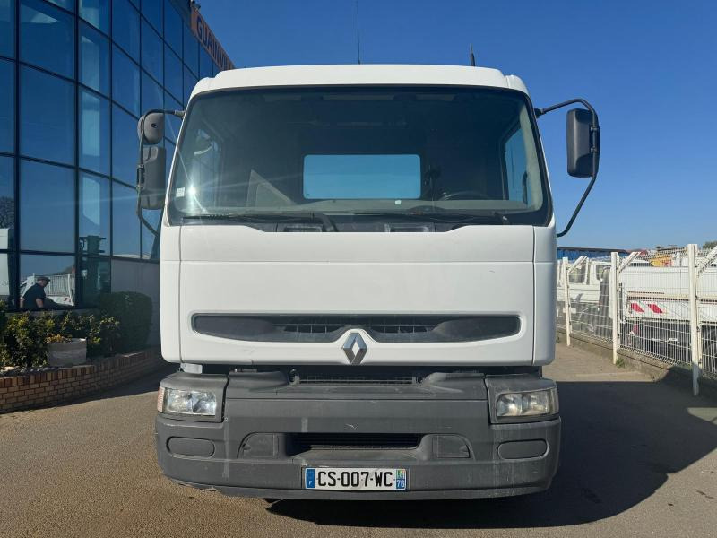 Renault Premium 370 DCI - Nyergesvontató: 2 kép. Renault Premium 370 DCI - Nyergesvontató: 2 kép.