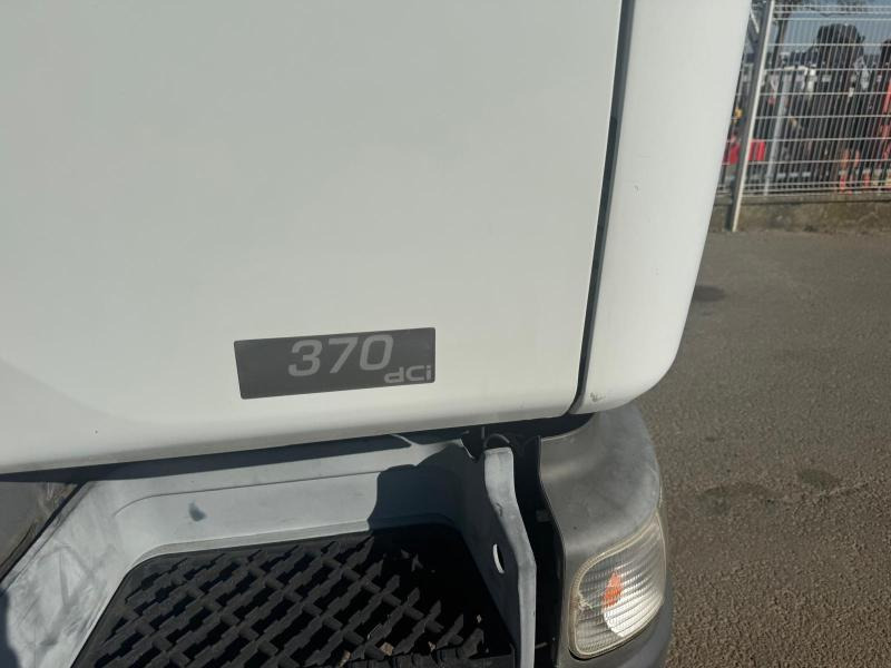 Renault Premium 370 DCI - Nyergesvontató: 4 kép. Renault Premium 370 DCI - Nyergesvontató: 4 kép.