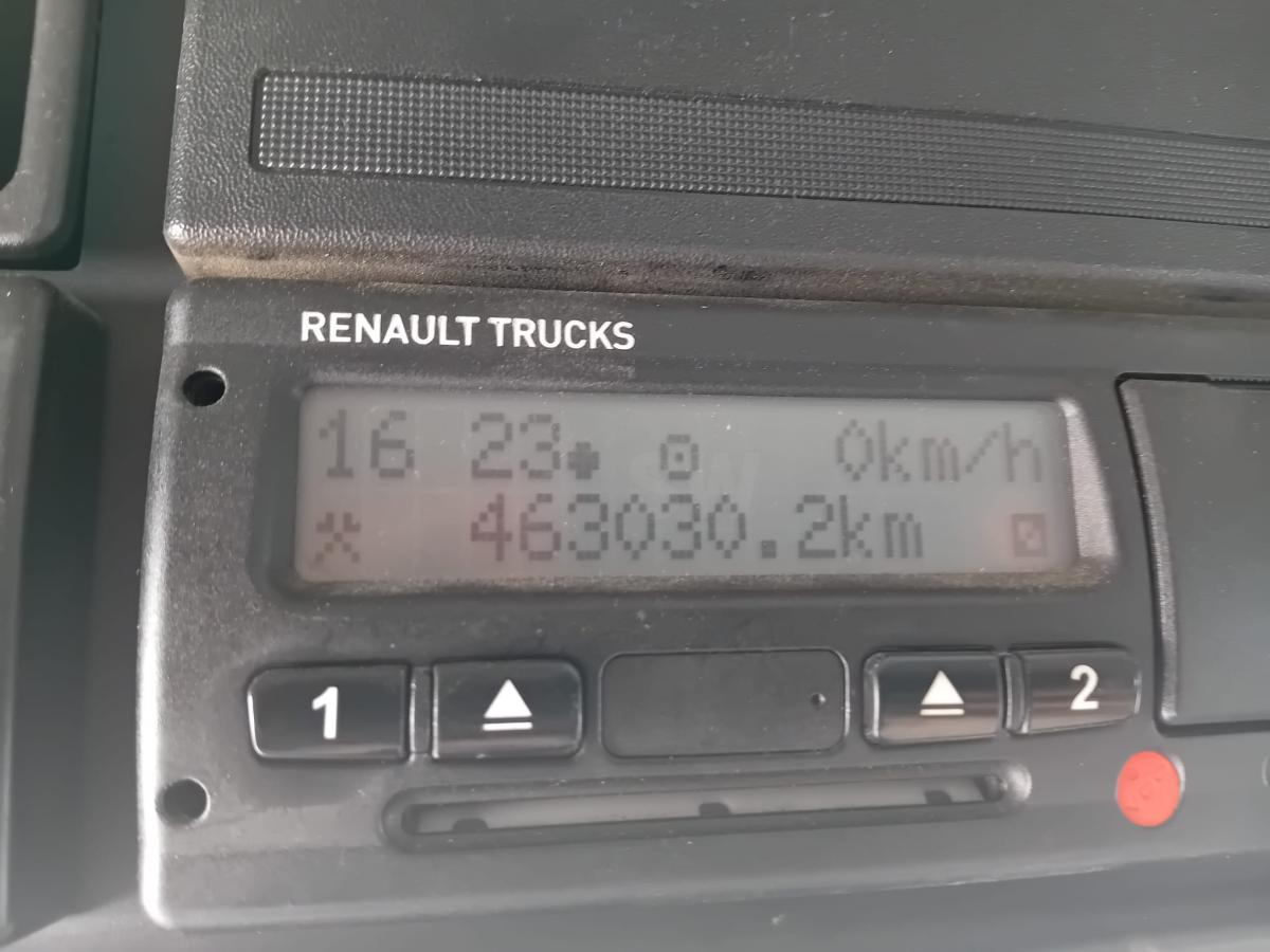 Renault Gamme C 380 - Horgos rakodó teherautó: 5 kép. Renault Gamme C 380 - Horgos rakodó teherautó: 5 kép.