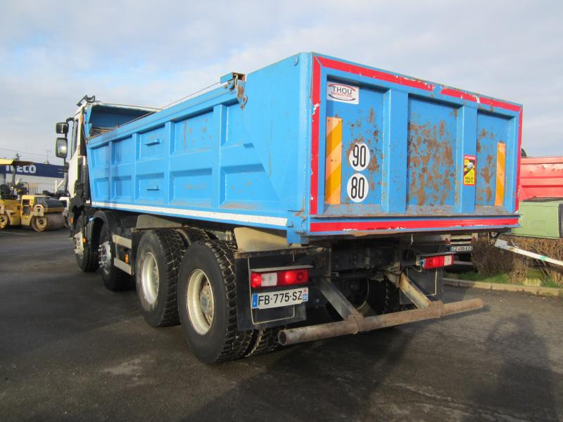 Renault Gamme C 380 - Billenőplatós teherautó: 5 kép. Renault Gamme C 380 - Billenőplatós teherautó: 5 kép.